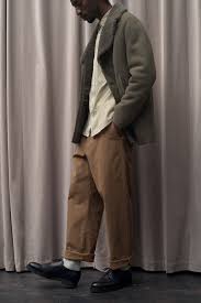 The menu here offers fresh baked goods, appetizers, salads, sandwiches, . Startseite Closed Official Online Shop