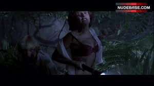 Kari Wuhrer in Bra – Anaconda (0:09) | NudeBase.com