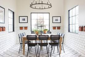 A Delicious Fixer Upper Chip And Jo S Magnolia Table Restaurant Hgtv S Fixer Upper With Chip And Joanna Magnolia Table Restaurant Fixer Upper Magnolia Table