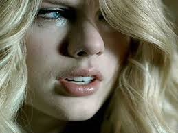 Happy, free, confused and lonely at the same time. Cmt Music Video Taylor Swift White Horse White Horse Taylor Swift White Horse Taylor Swift Music Videos