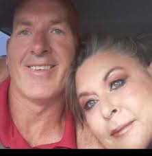 What could be the issue with Cub Cadet RZT zero turn mower not moving  forward or backward?