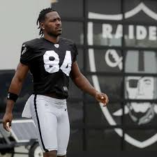 Nfl network's mike garafolo reports the buccaneers and free agent wr antonio brown are not close right now in. Antonio Brown S Rise And Fall From Promising Rookie To Endless Headache For The Nfl Abc News
