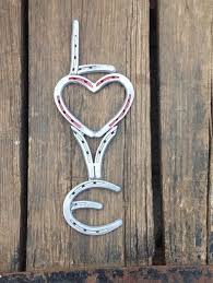 37 Horseshoe Crafts To Try Your Luck With Welding Art Horseshoe Art Horseshoe Crafts