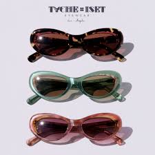 239 Colorful Cat Eye Sunglasses Designer Eyewear Retro Sunglasses In 2020 Eyewear Design Luxury Eyewear Eyewear