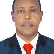 Taxanaha Qeybta 18-aad: Sheekada Ustaad Bahja Ali Shurie. Baro sida SIMAD u  aasaastay safarka Ustaad Bahja oo ka bilawday waxbarasho una gudbay guulo  la yaab leh oo naadir ku ah bulshada Soomaaliyeed.