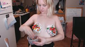 Buy Happy a baking ticket - EroThots