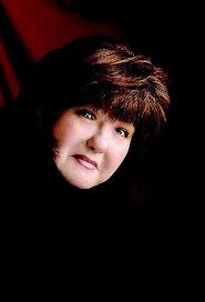 Beneath Dark Waters: a heart-stopping New Orleans thriller from the Sunday  Times bestseller (The New Orleans Series) eBook : Rose, Karen:  Amazon.co.uk: Kindle Store