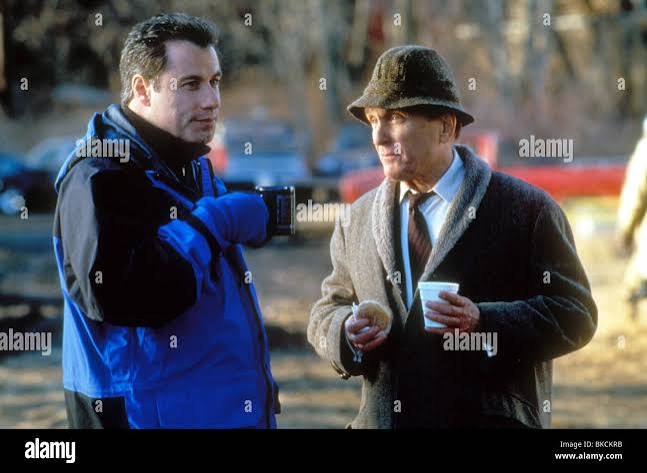 A CIVIL ACTION (1998) JOHN TRAVOLTA, ROBERT DUVALL CVAC 026 Stock Photo -  Alamy