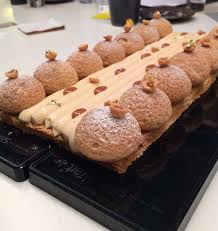 Saint Honore Praline Citron De La Masterclass Christophe Michalak Recette Michalak Recettes De Patisserie Alimentation