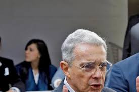 Por la emisión de la serie 'matarife' de daniel mendoza, . Abelardo De La Espriella Impugnara Fallo De Tutela En Contra De Alvaro Uribe Velez Delitos Justicia Eltiempo Com