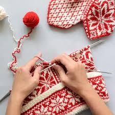 Standing pencil case pattern pdf. Knit Pouches Martha Stewart