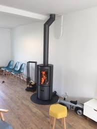 Installés dans un coin, le long d'un mur ou encore au centre d'une pièce, les poêles à bois stûv sont conçus pour vous offrir un maximum d'efficacité et d'agrément. 190 Idees De Stuv 30 En 2021 Poele A Bois Insert Cheminee Bois Poele A Bois Foyer