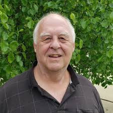 Bruce Mowery's Instagram, Twitter & Facebook