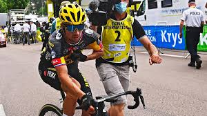 Although his tour is not finished, he now has time. Tour De France 2021 Primoz Roglic Steigt Aus Emotionale Erklarung