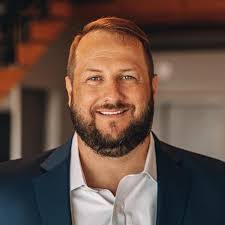 Chris Makara's Instagram, Twitter & Facebook