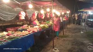 Datanglah ke pasar malam setia alam, karena di tempat ini banyak hiburan menarik yang bisa anda saksikan. Pasar Malam Vegetables Life In Unisel