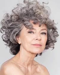 50 Youthful Hairstyles And Haircuts For Women Over 50