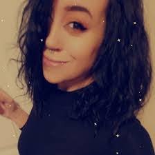 Janet Clute's Instagram, Twitter & Facebook