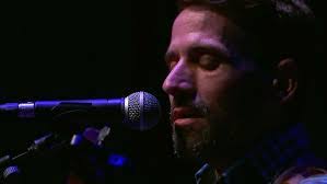 Melissa Cover's Instagram, Twitter & Facebook