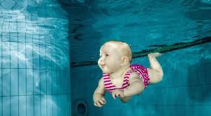 Kisah dua gadis belia berusia 16 tahun yang jadi korban eksploitasi. Inilah Manfaat Berenang Bagi Bayi Dibawah Usia 2 Tahun Parenting Fimela Com