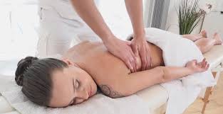 Boy has sex with his client on the massage table - ZB Porn