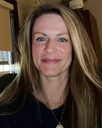 Leigh Chaney's Instagram, Twitter & Facebook