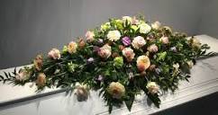 Kistepyntninger til begravelse | Blomster til bisættelse | Få pris