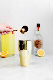 An easy cocktail to make by the glass or by the pitcher. Easy Vodka Lemonade Fit Foodie Finds