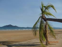 Looking for hotels in townsville? Mission Beach Nach Townsville