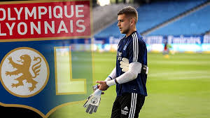 Learn how to watch angers vs olympique lyon 22 november 2020 stream online, see match results and teams h2h stats at scores24.live! Fix Hsv Keeper Julian Pollersbeck Wechselt Zu Olympique Lyon Geringe Ablose Sportbuzzer De