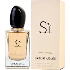 A delectable perfume for the effortless woman with notes of mandarin and blackcurrant nectar, orange blossom scent, and warm vanilla. Giorgio Armani Giorgio Armani Si Fiori Eau De Parfum Perfume For Women 1 7 Oz Walmart Com Walmart Com