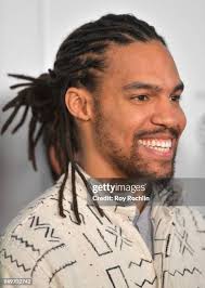 52 Photos & High Res Pictures