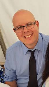 Two-handed bowling techniques and early innovators