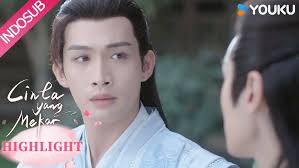 Highlight] Cinta yang Mekar EP04 : Xuan Ling dan Xue Chen memakai gelang  yang sama |YOUKU