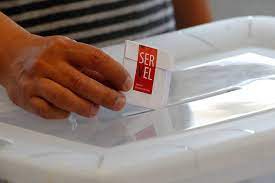 Según lo informado por el servicio electoral (servel) en su sitio web, el día 13 de junio los vocales de mesa serán las mismas personas que desempeñaron esta labor el pasado 15 y 16 de mayo durante la megaelección 2021. Servel Atacama Este Sabado Se Publicara Listado De Vocales De Mesa Para Las Primarias Presidenciales Radio Maray