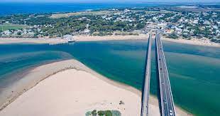 Barwon heads has become a ghost town after a local family was caught up in the maribyrnong cluster. Heady Figures Barwon Heads Property Values Jump 624 Per Cent In 20 Years Geelong Times