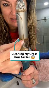 Mary is a female plasterer and her designs will blow your mind! 🤯🏺