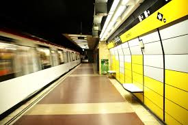 בעונת 2009/2010 השתנתה שיטת ההעפלה לליגת האלופות. Barcelona Metro Wikiwand
