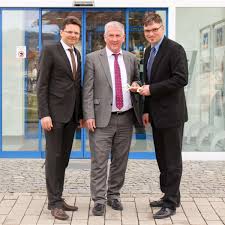 Find the best banks & credit unions on yelp: Volksbank Raiffeisenbank In Unterwossen Leiter Peter Mayer Ubergibt Sein Amt An Engelbert Pletschacher Unterwossen