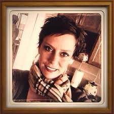 Kim Turton's Instagram, Twitter & Facebook