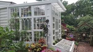 This is from stephanie at 'garden therapy'. Mg Minute Create A Greenhouse From Salvaged Windows Youtube