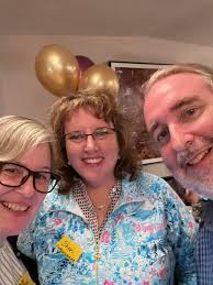 1984/85 grad reunion with large group photo