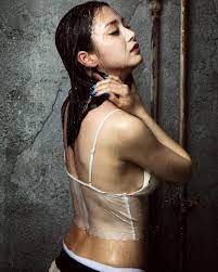 韓国女優のキム・テヒの横乳が見えてる画像＾＾ | エロ魔人ぷう｜胸ちらオッパイでシコシコシコ（笑）