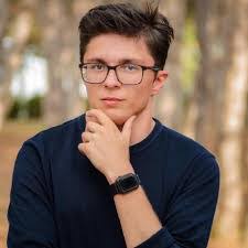 Alexander Verner's Instagram, Twitter & Facebook