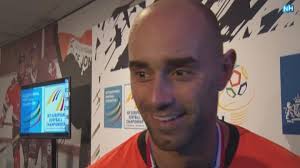 Korfballer Tim Bakker neemt afscheid met goud