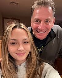 Amanda Palmisano's Instagram, Twitter & Facebook