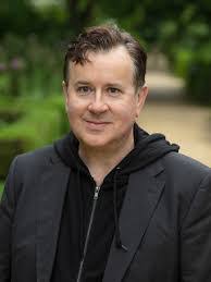 Jeremy Swift's Instagram, Twitter & Facebook