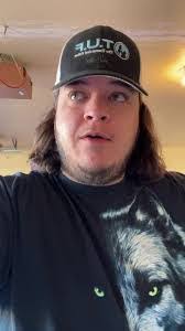 Dustin Schoonover's Instagram, Twitter & Facebook