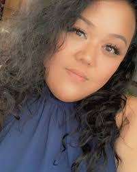 Toni Nicole's Instagram, Twitter & Facebook