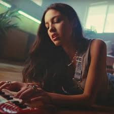 How's it going?welcome to my corner. Olivia Rodrigo S Drivers License Music Video Outfits Popsugar Fashion